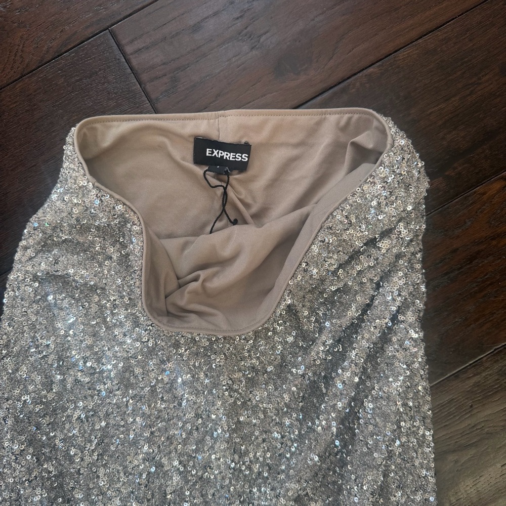 Express Sparkling Silver Sequin Skirt